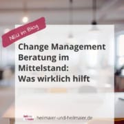 Verschwommenes Büro mit Schreibtisch und Leuchten als Beitragsbild für Change Management Beratung im Mittelstand